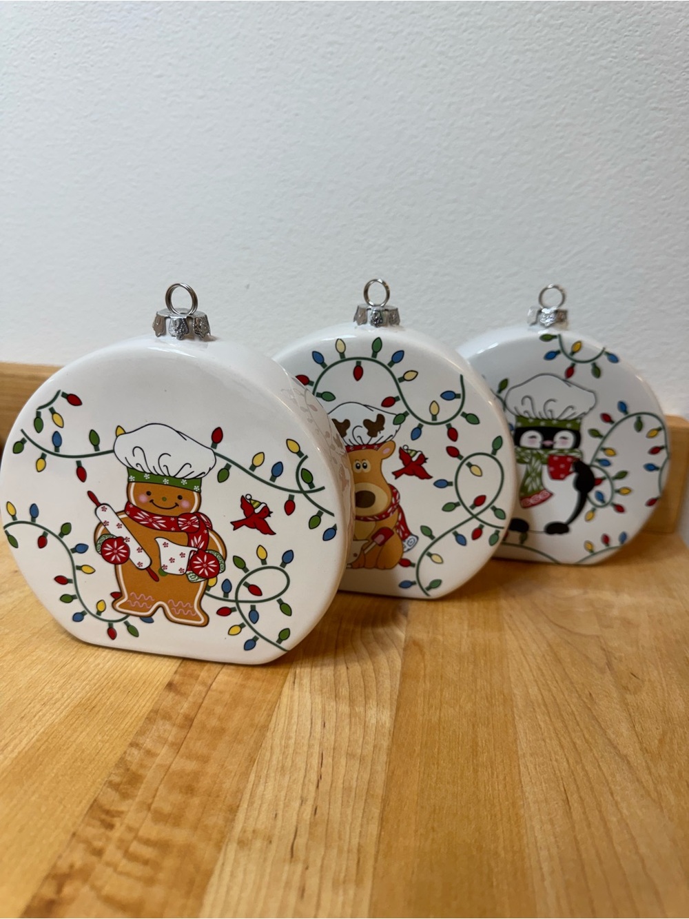 Beautiful set of 3 Temp-tations by Tara ceramic holiday recipe ornaments!